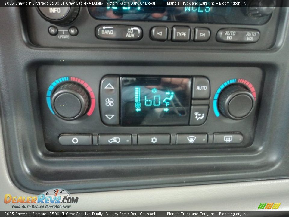 2005 Chevrolet Silverado 3500 LT Crew Cab 4x4 Dually Victory Red / Dark Charcoal Photo #23
