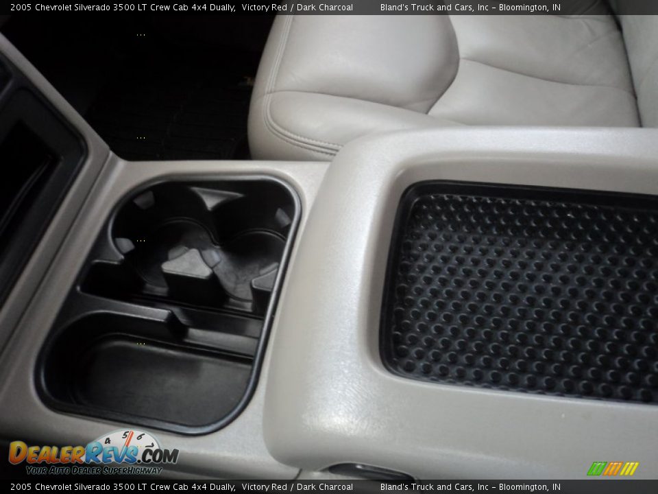 2005 Chevrolet Silverado 3500 LT Crew Cab 4x4 Dually Victory Red / Dark Charcoal Photo #24