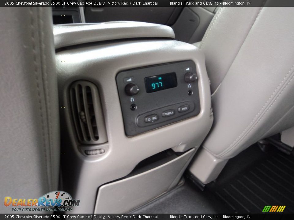 2005 Chevrolet Silverado 3500 LT Crew Cab 4x4 Dually Victory Red / Dark Charcoal Photo #27