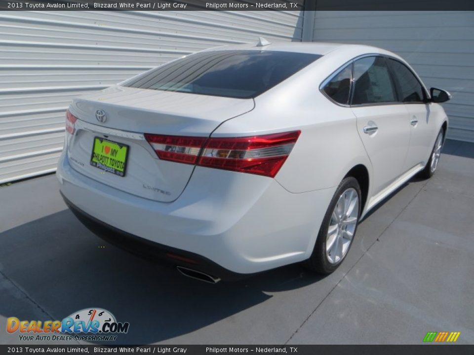 2013 Toyota Avalon Limited Blizzard White Pearl / Light Gray Photo #4