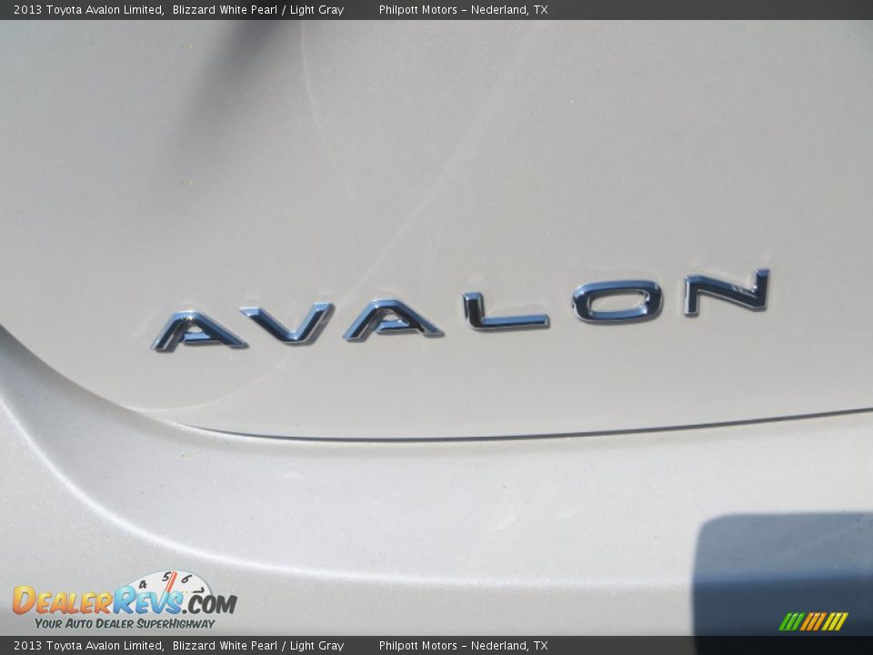 2013 Toyota Avalon Limited Blizzard White Pearl / Light Gray Photo #12