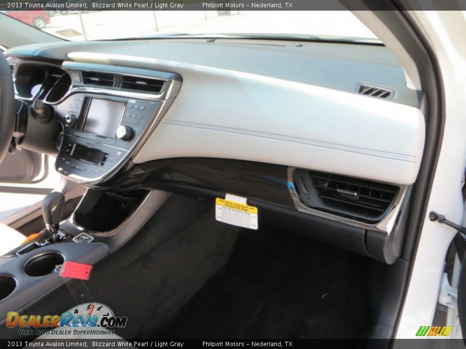 2013 Toyota Avalon Limited Blizzard White Pearl / Light Gray Photo #16