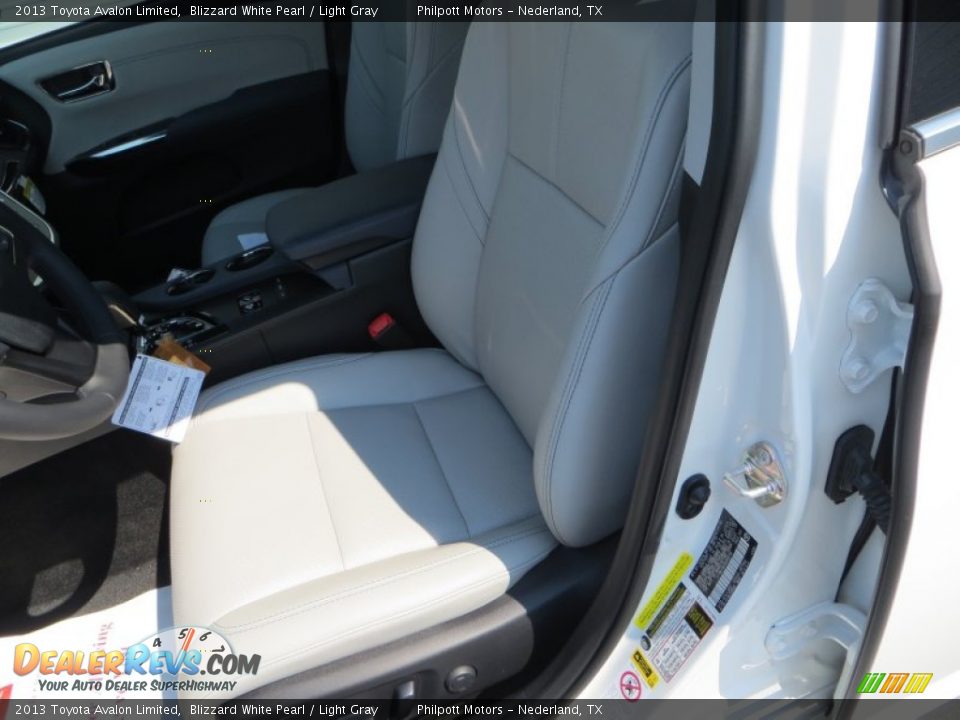 2013 Toyota Avalon Limited Blizzard White Pearl / Light Gray Photo #22