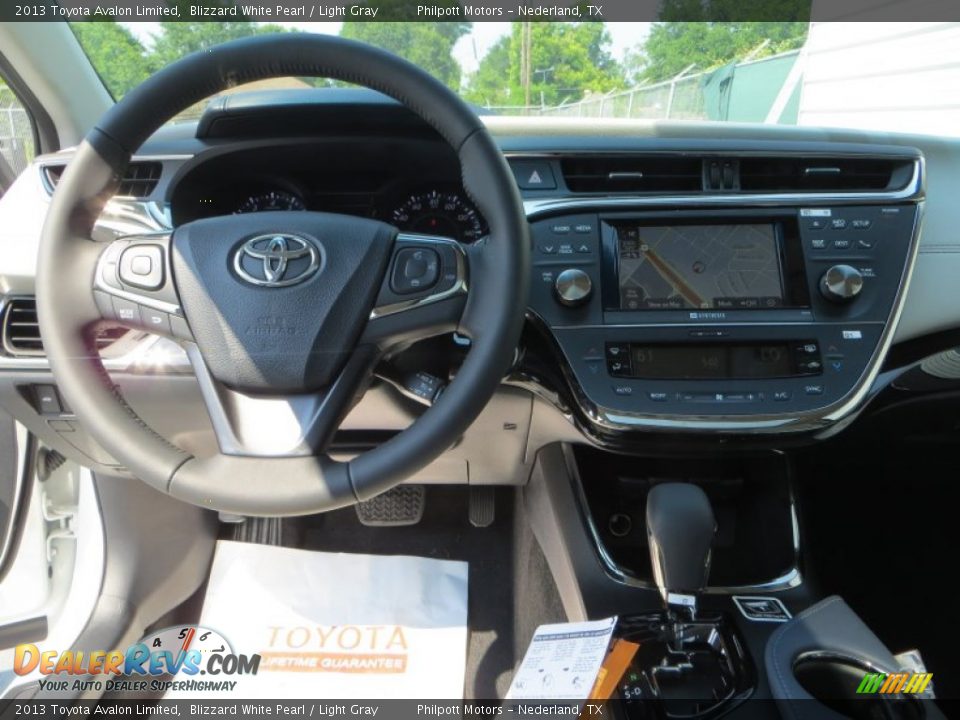 2013 Toyota Avalon Limited Blizzard White Pearl / Light Gray Photo #25