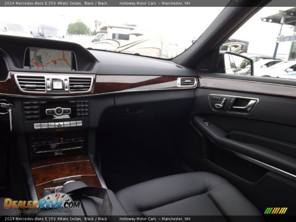 2014 Mercedes-Benz E 350 4Matic Sedan Black / Black Photo #8