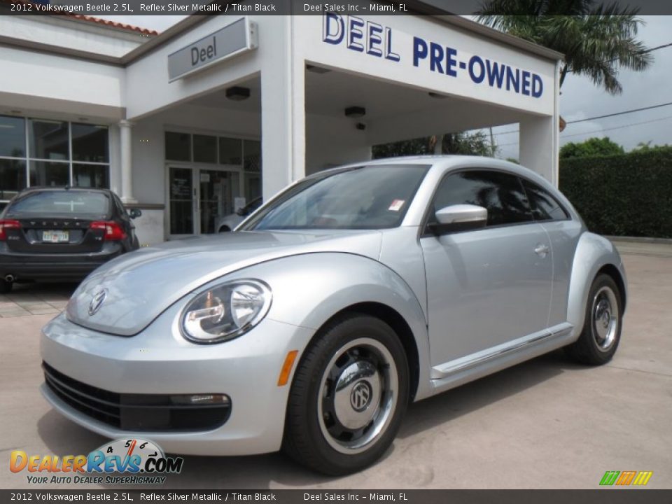 2012 Volkswagen Beetle 2.5L Reflex Silver Metallic / Titan Black Photo #1