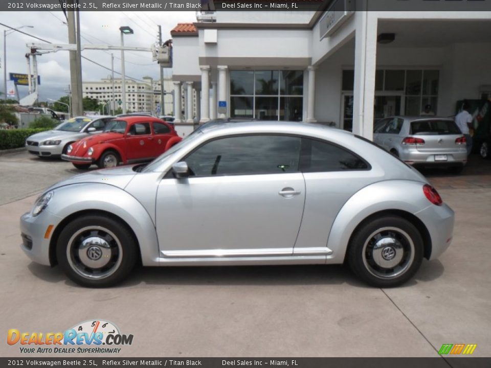 2012 Volkswagen Beetle 2.5L Reflex Silver Metallic / Titan Black Photo #2