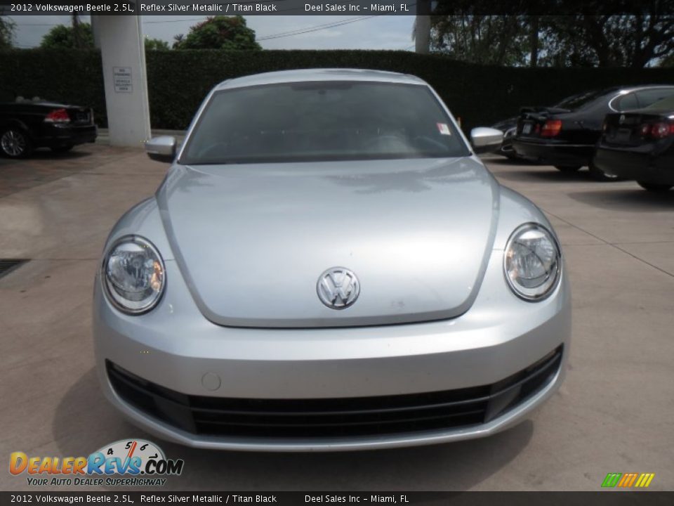 2012 Volkswagen Beetle 2.5L Reflex Silver Metallic / Titan Black Photo #8