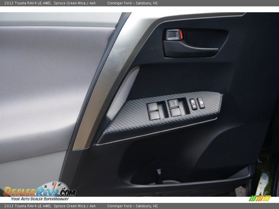 2013 Toyota RAV4 LE AWD Spruce Green Mica / Ash Photo #4