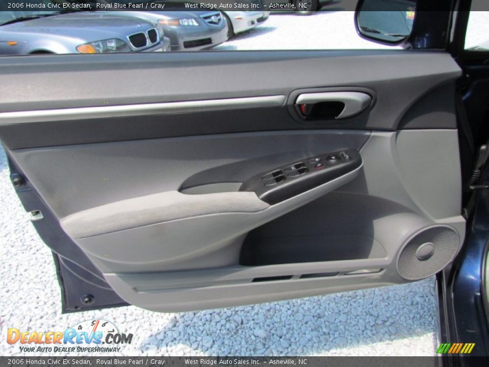 Door Panel of 2006 Honda Civic EX Sedan Photo #20
