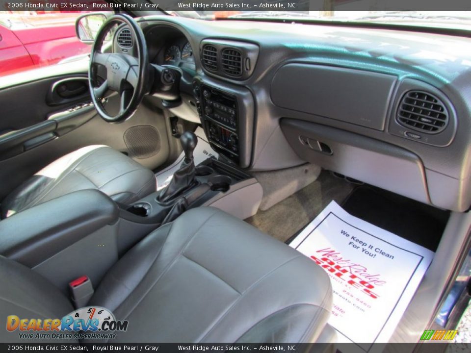 2006 Honda Civic EX Sedan Royal Blue Pearl / Gray Photo #27