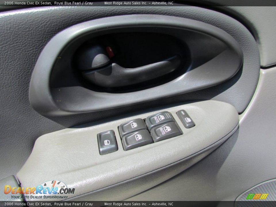 2006 Honda Civic EX Sedan Royal Blue Pearl / Gray Photo #36