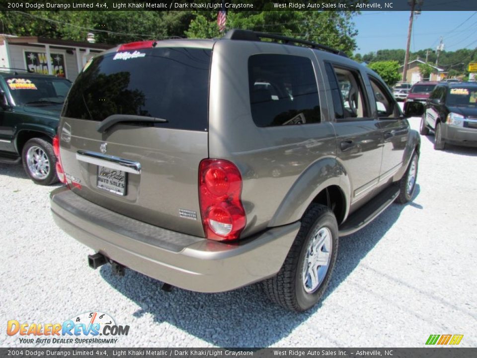 2004 Dodge Durango Limited 4x4 Light Khaki Metallic / Dark Khaki/Light Graystone Photo #5