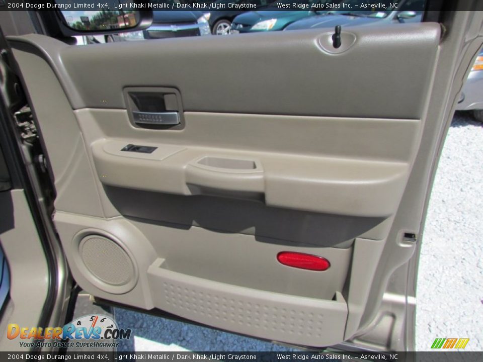 2004 Dodge Durango Limited 4x4 Light Khaki Metallic / Dark Khaki/Light Graystone Photo #15