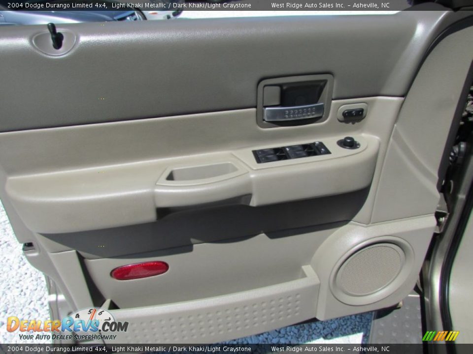 2004 Dodge Durango Limited 4x4 Light Khaki Metallic / Dark Khaki/Light Graystone Photo #24