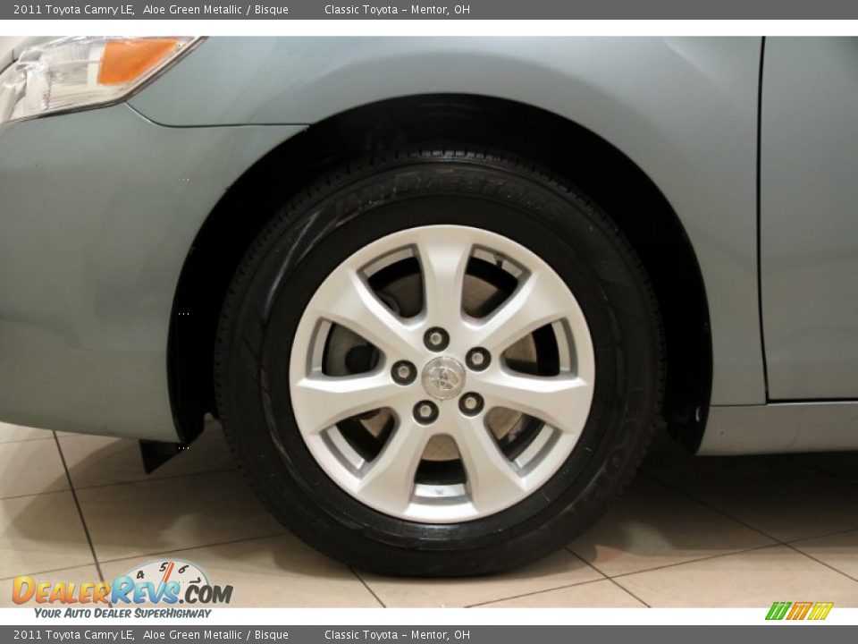 2011 Toyota Camry LE Aloe Green Metallic / Bisque Photo #16