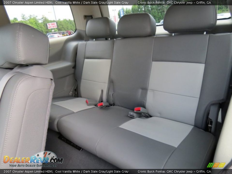 2007 Chrysler Aspen Limited HEMI Cool Vanilla White / Dark Slate Gray/Light Slate Gray Photo #13