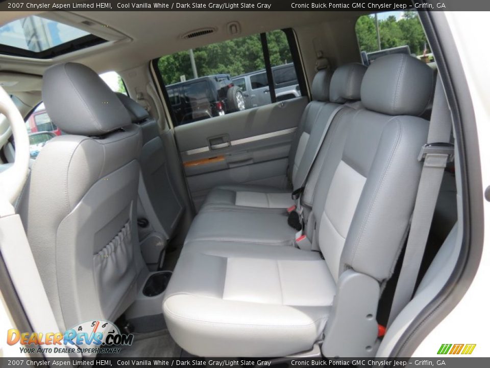 2007 Chrysler Aspen Limited HEMI Cool Vanilla White / Dark Slate Gray/Light Slate Gray Photo #14