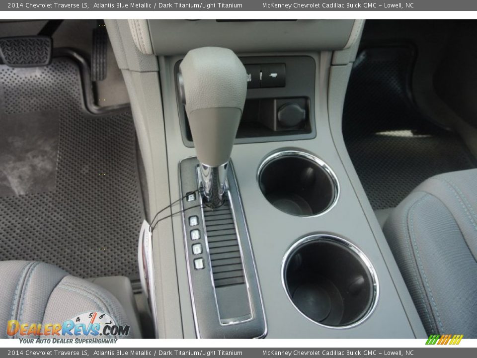 2014 Chevrolet Traverse LS Shifter Photo #10