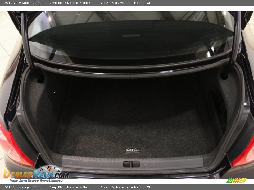 2010 Volkswagen CC Sport Deep Black Metallic / Black Photo #25