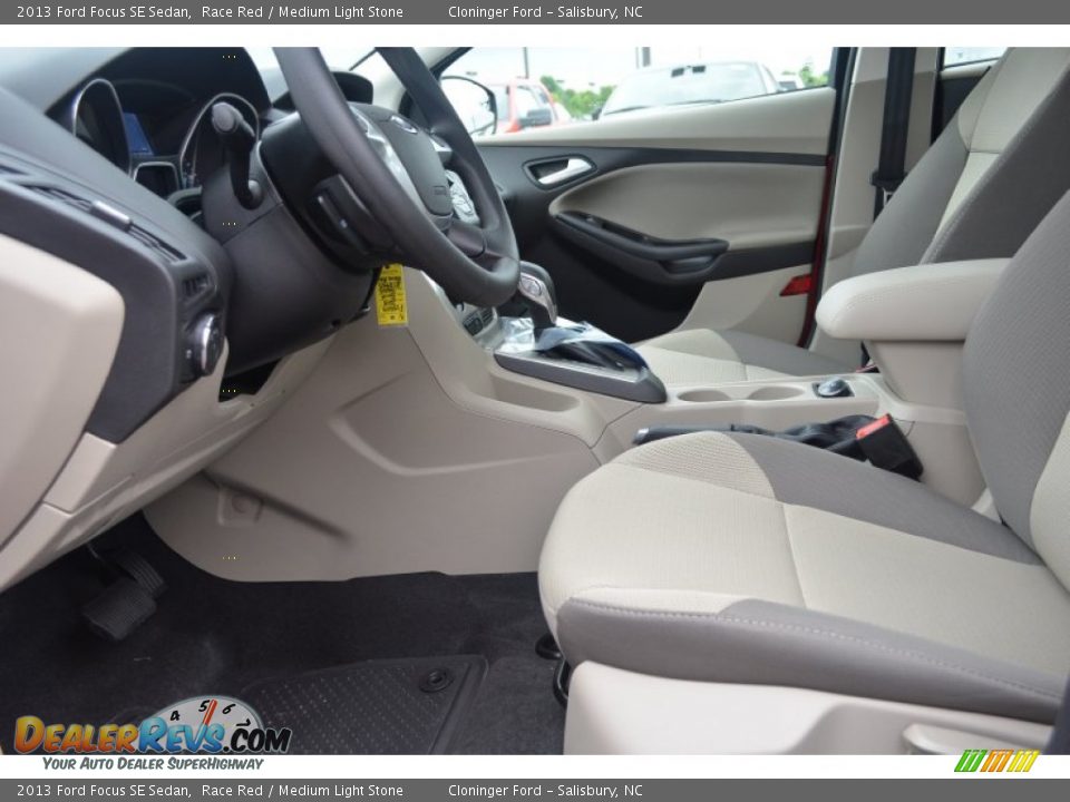 2013 Ford Focus SE Sedan Race Red / Medium Light Stone Photo #5