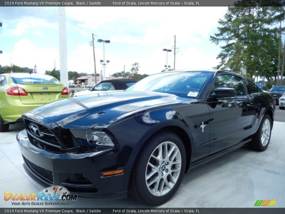Front 3/4 View of 2014 Ford Mustang V6 Premium Coupe Photo #1