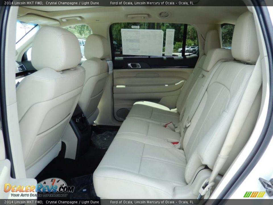 Rear Seat of 2014 Lincoln MKT FWD Photo #7