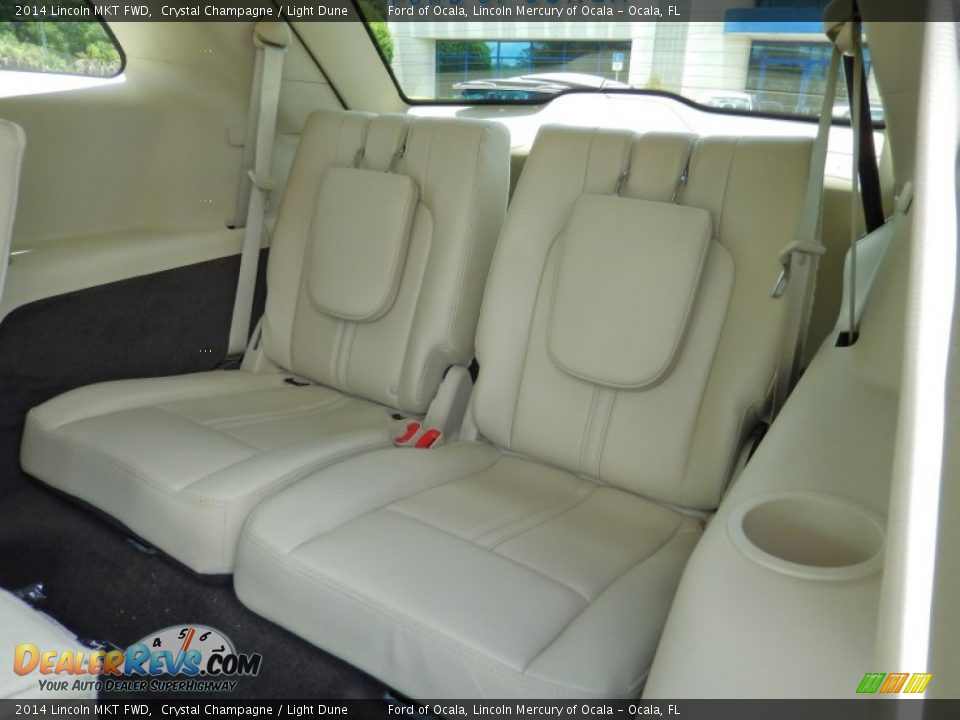 Rear Seat of 2014 Lincoln MKT FWD Photo #8