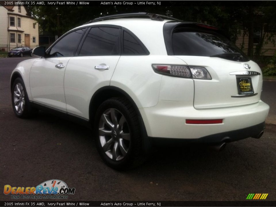 2005 Infiniti FX 35 AWD Ivory Pearl White / Willow Photo #4