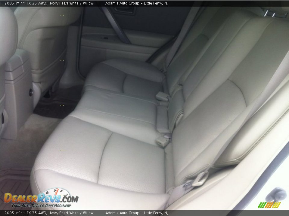 2005 Infiniti FX 35 AWD Ivory Pearl White / Willow Photo #27