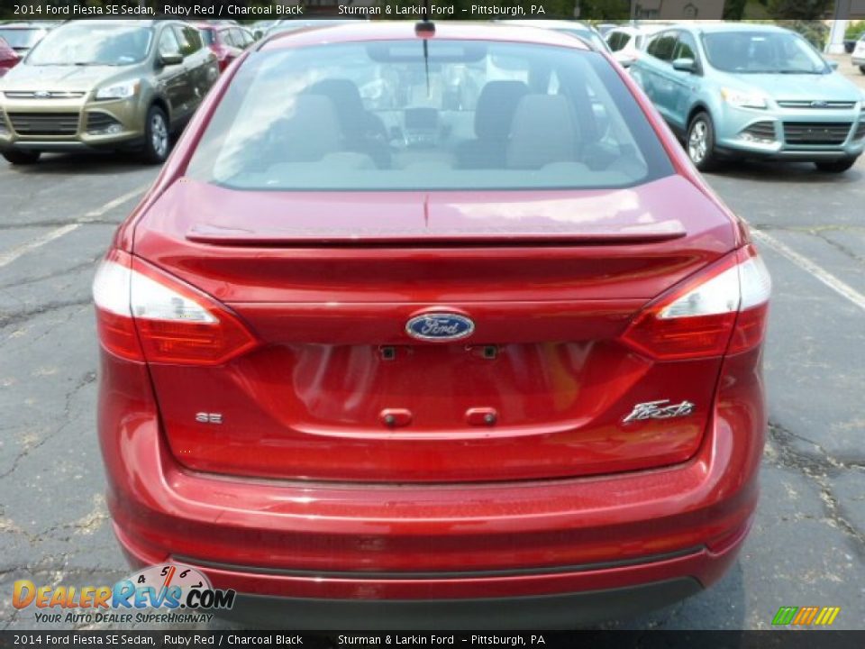 2014 Ford Fiesta SE Sedan Ruby Red / Charcoal Black Photo #3