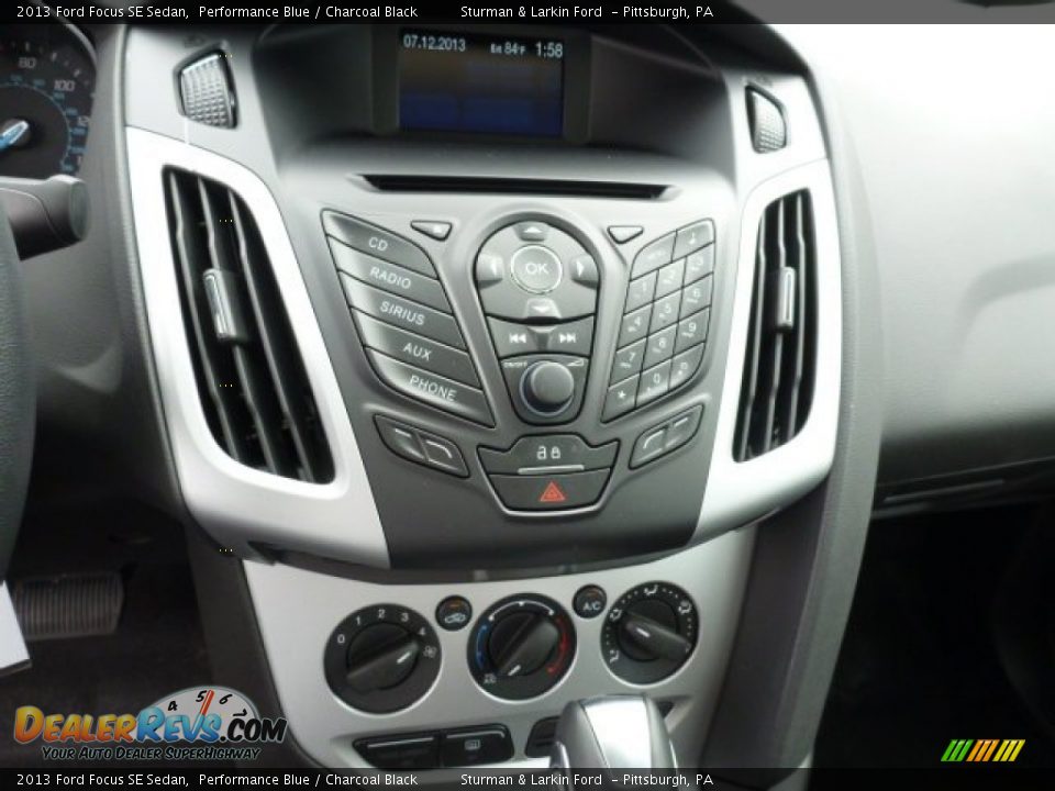 2013 Ford Focus SE Sedan Performance Blue / Charcoal Black Photo #11