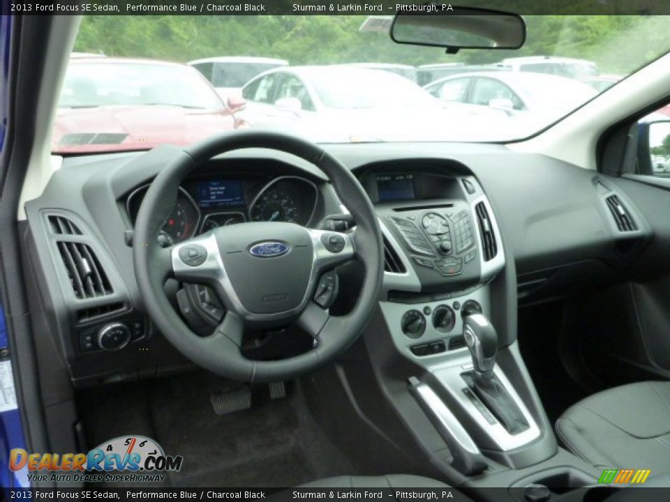 2013 Ford Focus SE Sedan Performance Blue / Charcoal Black Photo #13