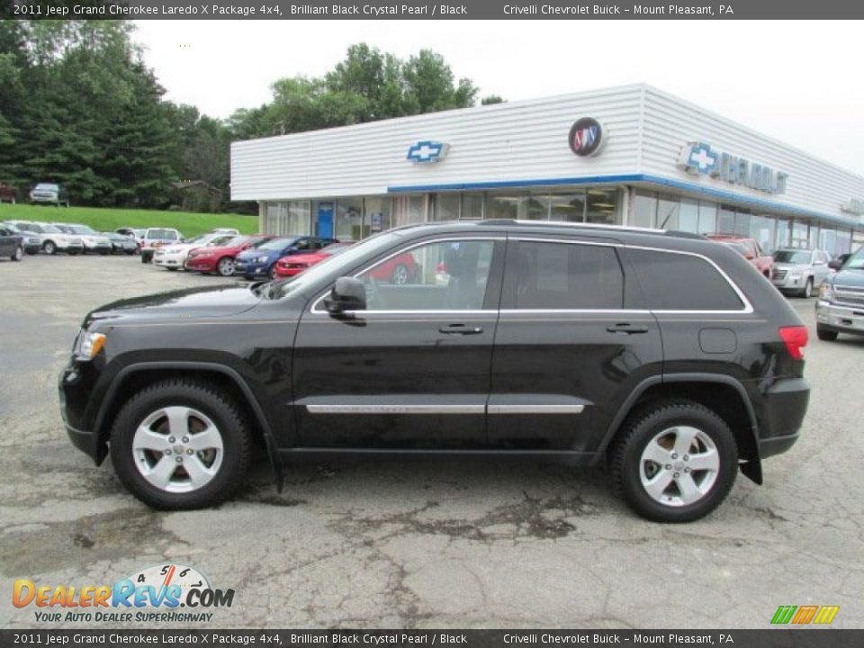 2011 Jeep Grand Cherokee Laredo X Package 4x4 Brilliant Black Crystal Pearl / Black Photo #2