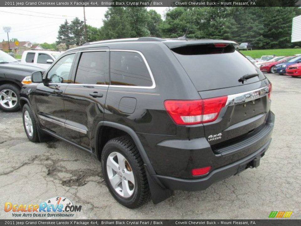 2011 Jeep Grand Cherokee Laredo X Package 4x4 Brilliant Black Crystal Pearl / Black Photo #4