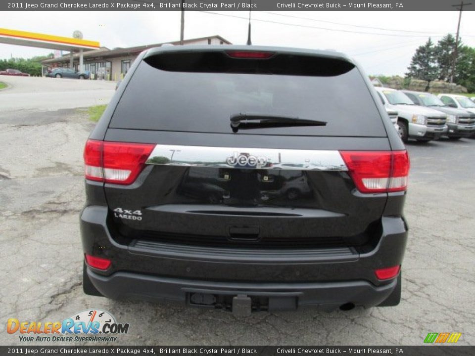 2011 Jeep Grand Cherokee Laredo X Package 4x4 Brilliant Black Crystal Pearl / Black Photo #5