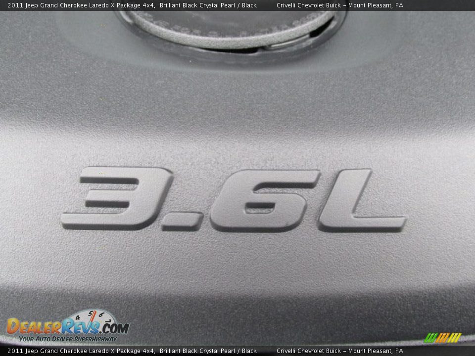 2011 Jeep Grand Cherokee Laredo X Package 4x4 Brilliant Black Crystal Pearl / Black Photo #12