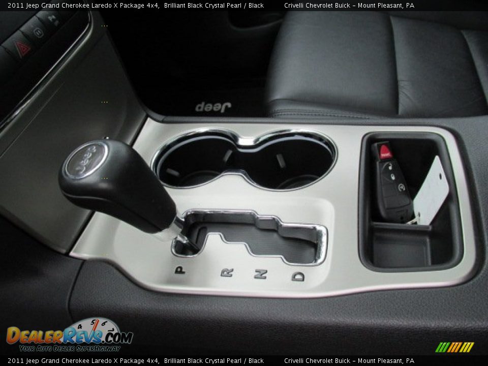 2011 Jeep Grand Cherokee Laredo X Package 4x4 Brilliant Black Crystal Pearl / Black Photo #20
