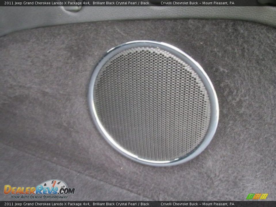 2011 Jeep Grand Cherokee Laredo X Package 4x4 Brilliant Black Crystal Pearl / Black Photo #30