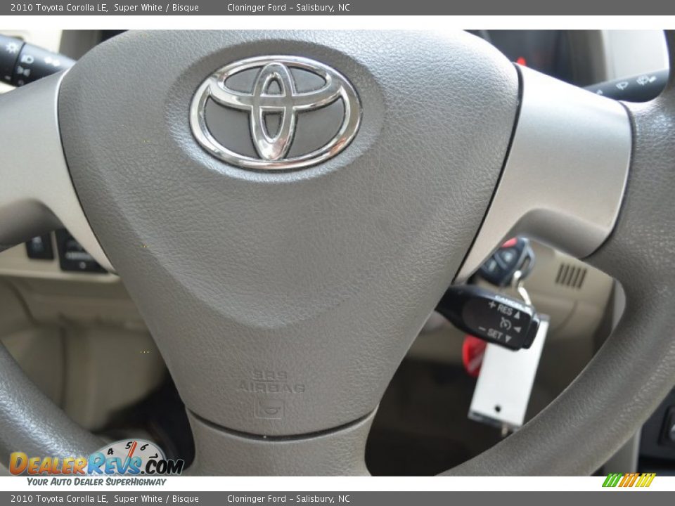 2010 Toyota Corolla LE Super White / Bisque Photo #17