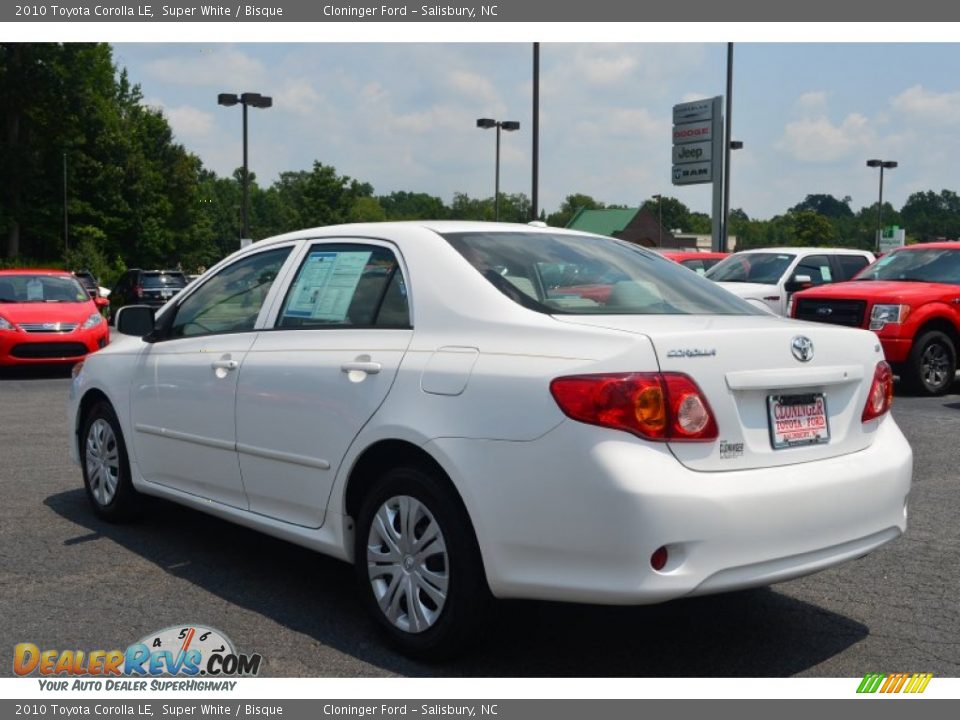 2010 Toyota Corolla LE Super White / Bisque Photo #21