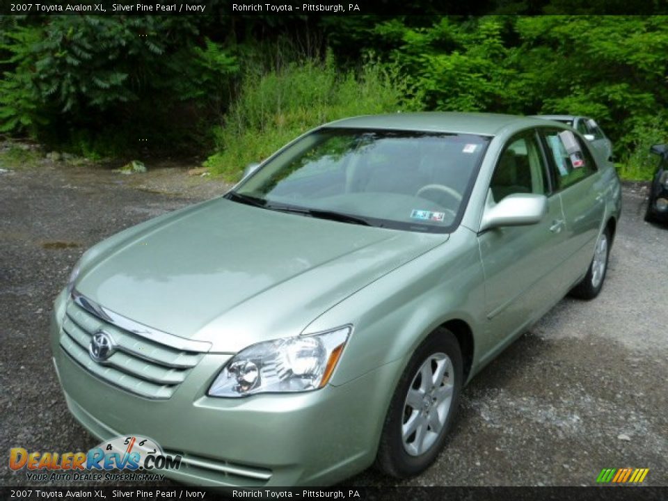 2007 Toyota Avalon XL Silver Pine Pearl / Ivory Photo #3