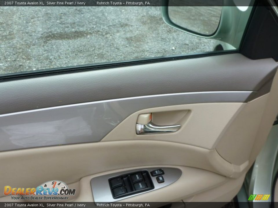 2007 Toyota Avalon XL Silver Pine Pearl / Ivory Photo #16