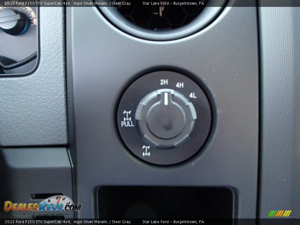 2013 Ford F150 STX SuperCab 4x4 Ingot Silver Metallic / Steel Gray Photo #17