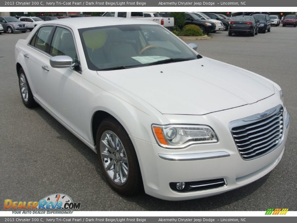 2013 Chrysler 300 C Ivory Tri-Coat Pearl / Dark Frost Beige/Light Frost Beige Photo #2