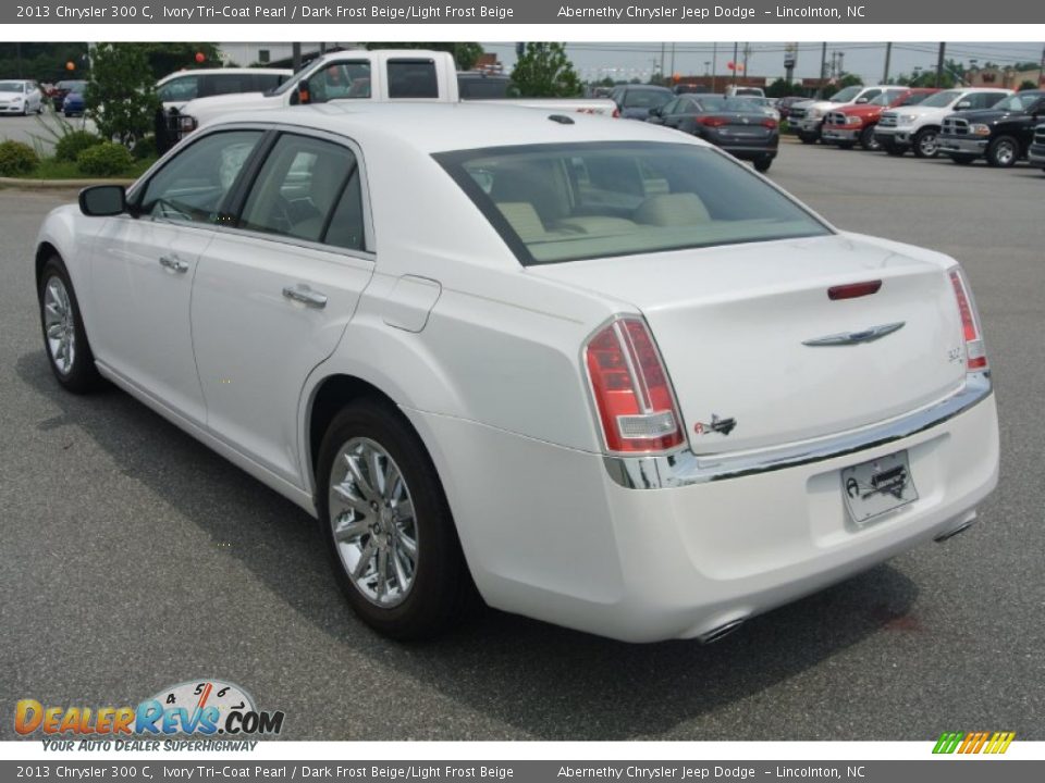 2013 Chrysler 300 C Ivory Tri-Coat Pearl / Dark Frost Beige/Light Frost Beige Photo #4