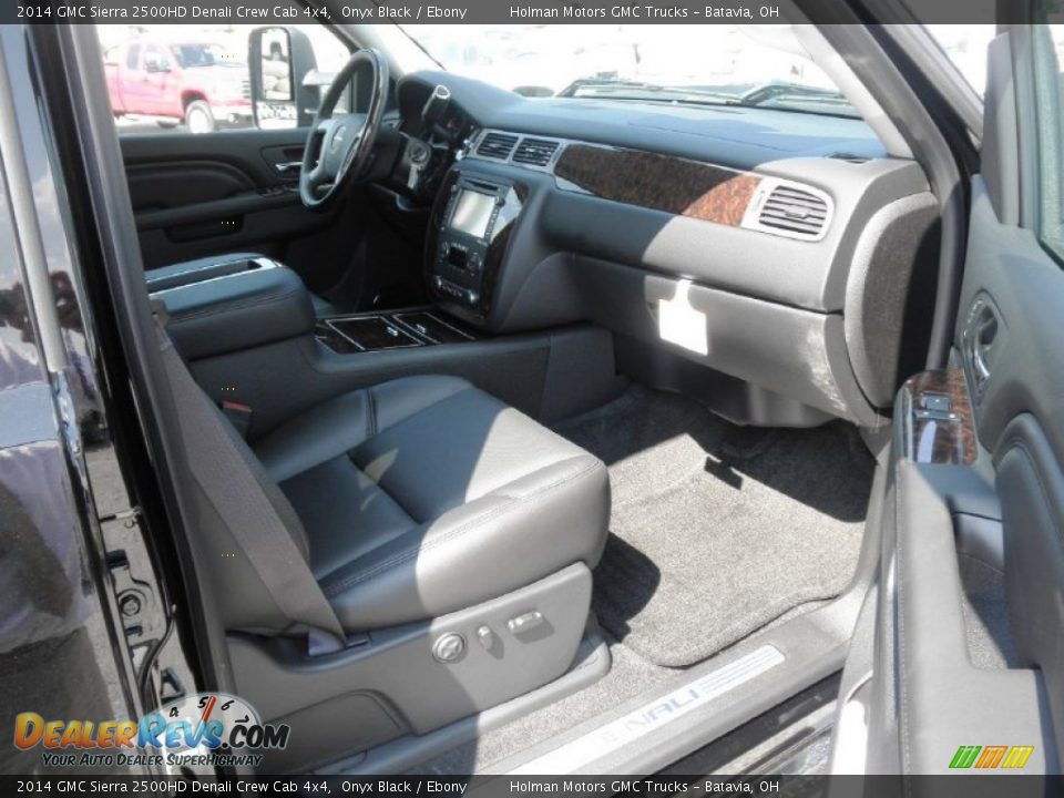 2014 GMC Sierra 2500HD Denali Crew Cab 4x4 Onyx Black / Ebony Photo #29