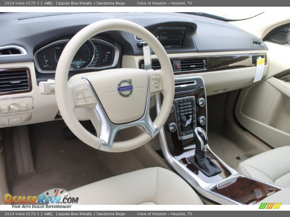 Sandstone Beige Interior - 2014 Volvo XC70 3.2 AWD Photo #3