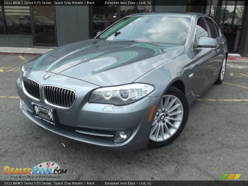 2011 BMW 5 Series 535i Sedan Space Gray Metallic / Black Photo #1