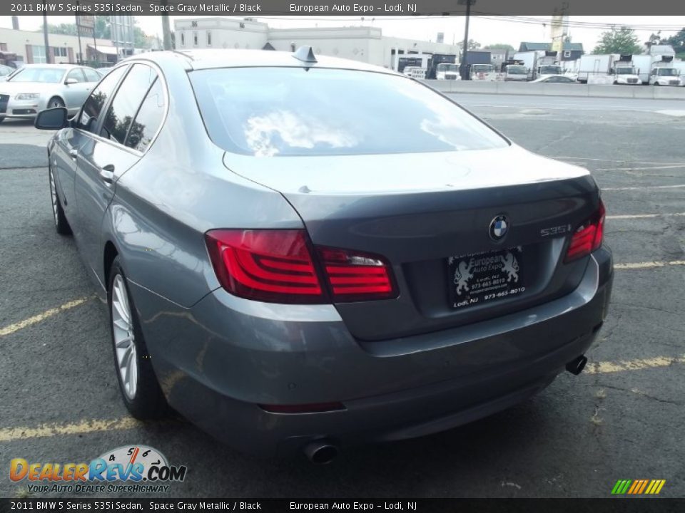 2011 BMW 5 Series 535i Sedan Space Gray Metallic / Black Photo #4